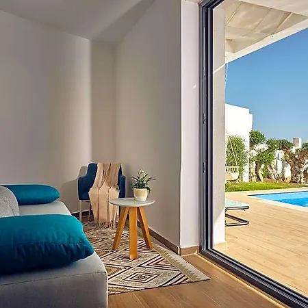 Cavo Orient & Hotel