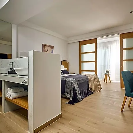 Cavo Orient & 4* Plános