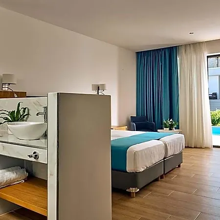 Hotel Cavo Orient & Plános