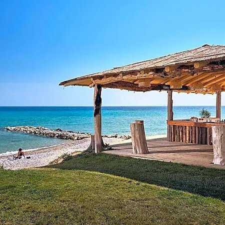 Cavo Orient & Plános